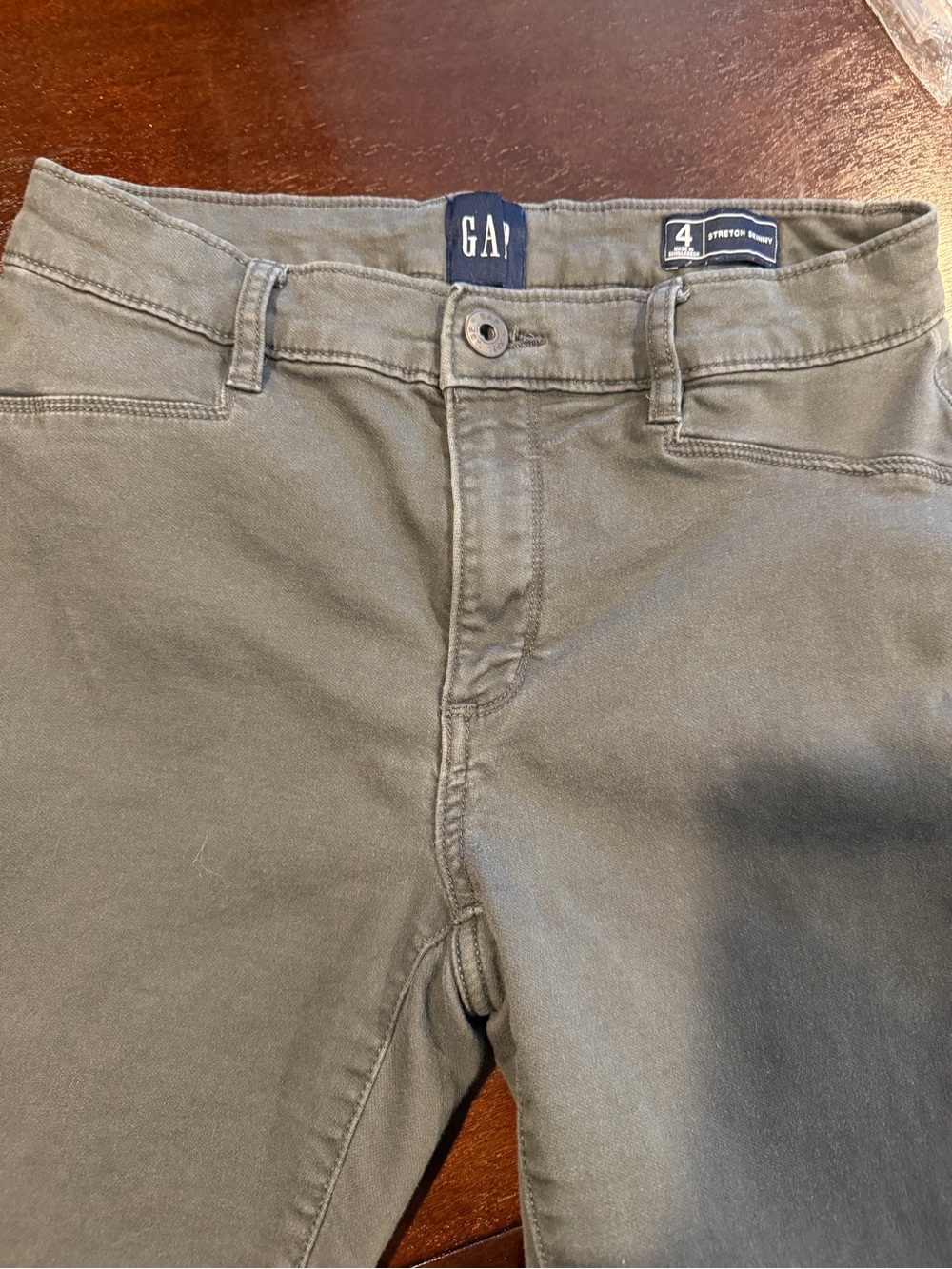 Gap Stretch Skinny Pants Women’s Size 4 Olive Green Mid Rise Casual Comfort